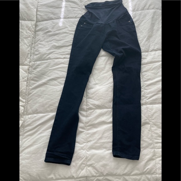 Motherhood Maternity Jeans - Picture 4 of 6